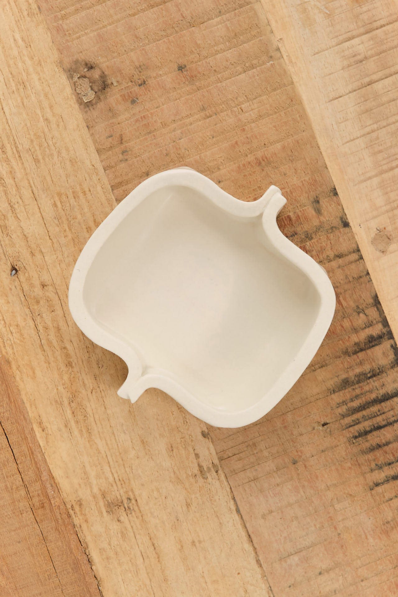 Cait Reas Art Ceramics Box 017 in Version B Stoneware