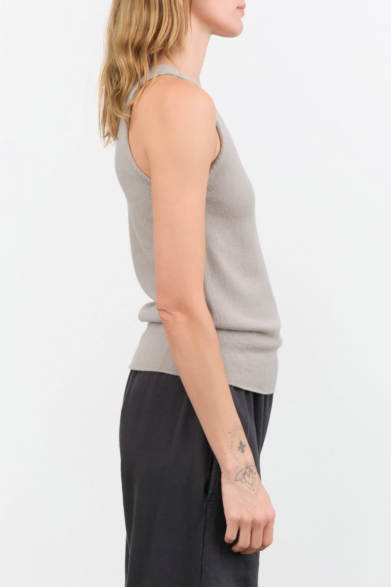 Evam Eva Apparel Womens Blouses Cashmere Sleeveless in Beige