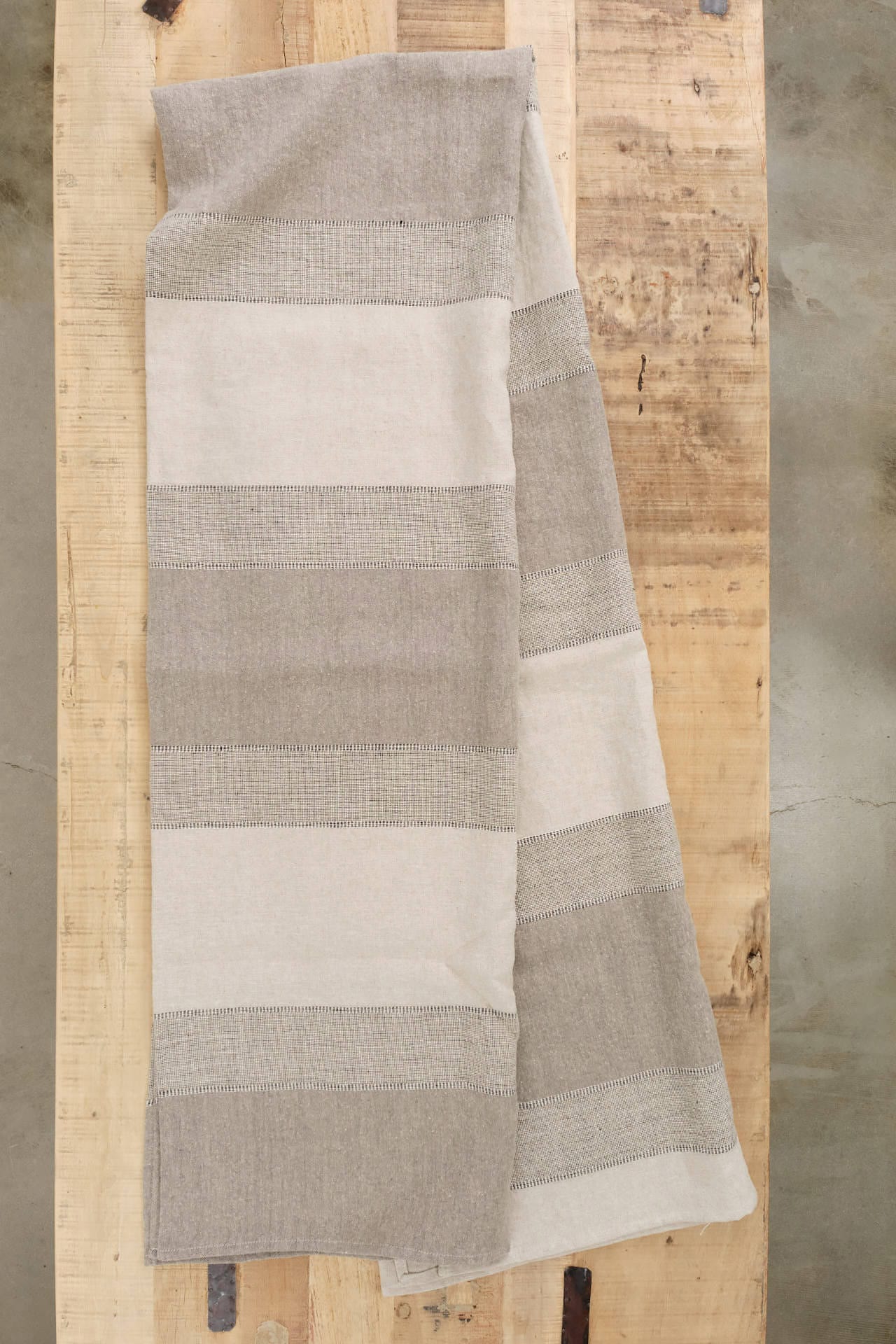 Charvet Editions Home Tablecloths Rivoli Tablecloth
