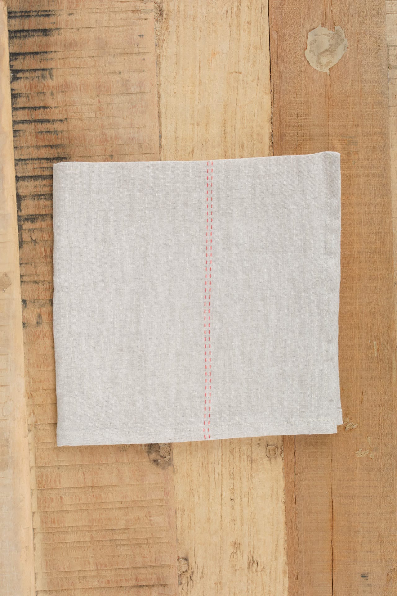Charvet Editions Home Kitchen Napkins Rythmo Napkin Lin/Rouge / 18" X 18"