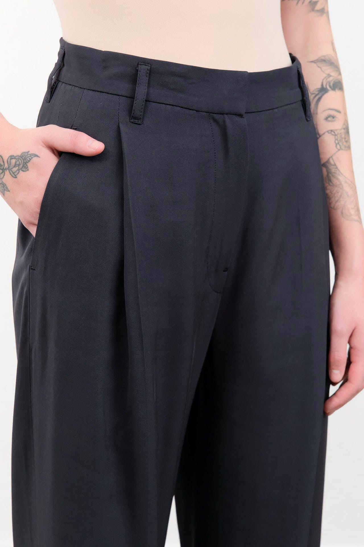 Christian Wijnants Apparel Womens Pants Pama Pants