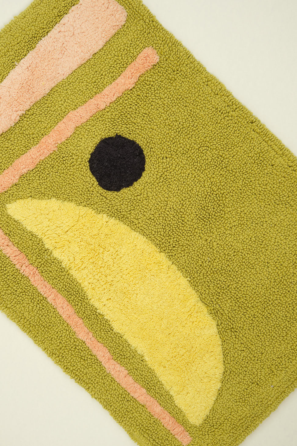 Close up of Toucan Bathmat