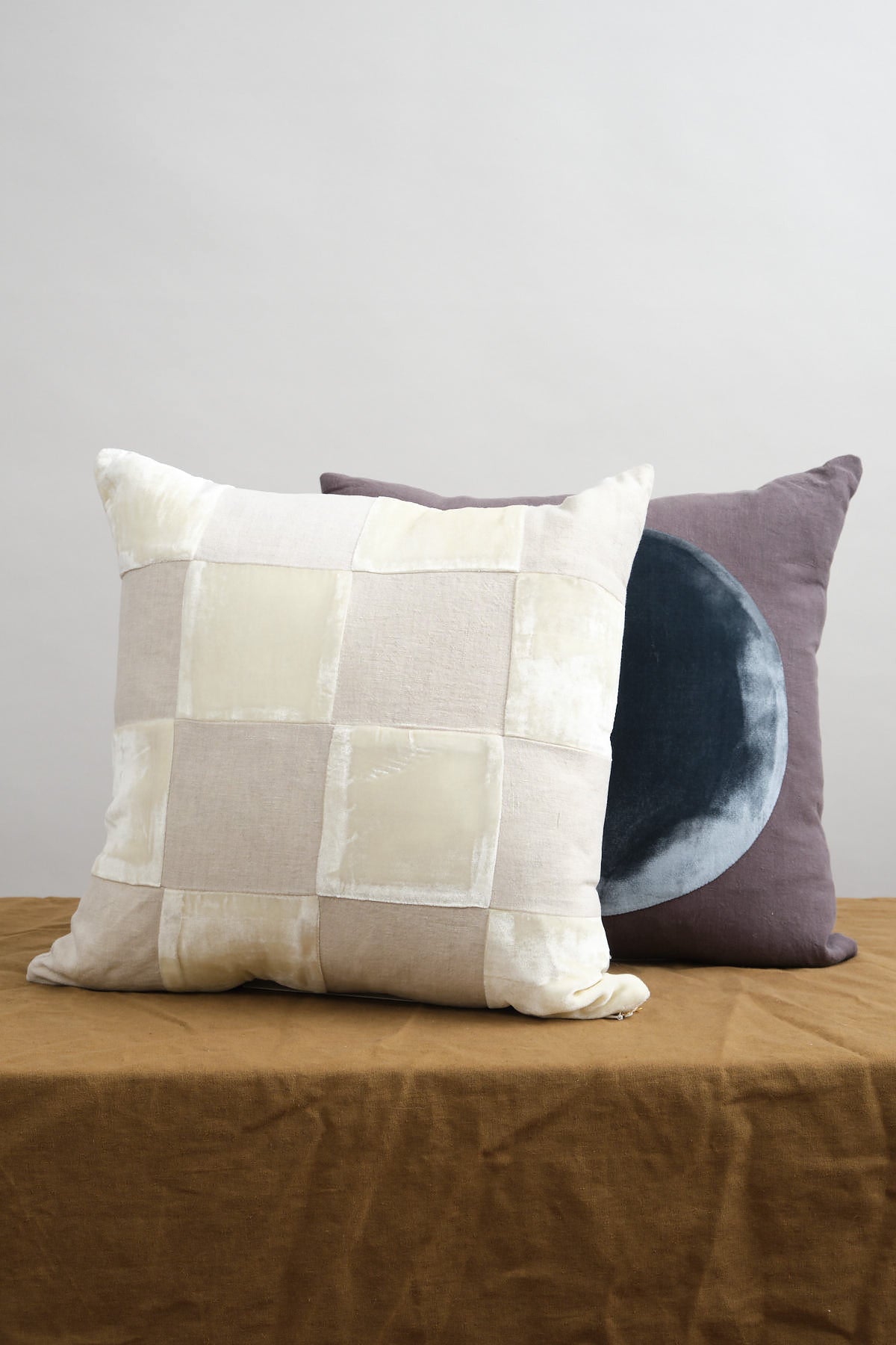 Correll Correll Checkered Ivory Velvet and Linen Pillow