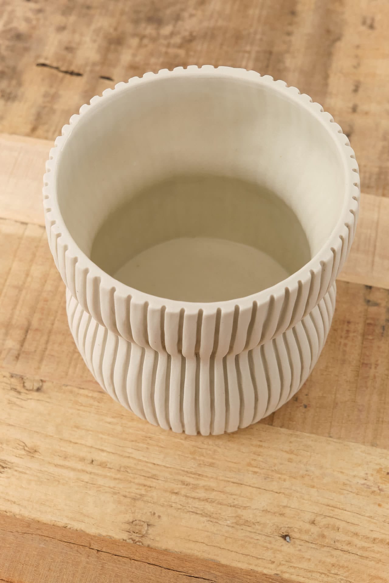 Cym Warkov Ceramics Home Kitchen Vases Small Round Curvy 2.0 Vase Cream