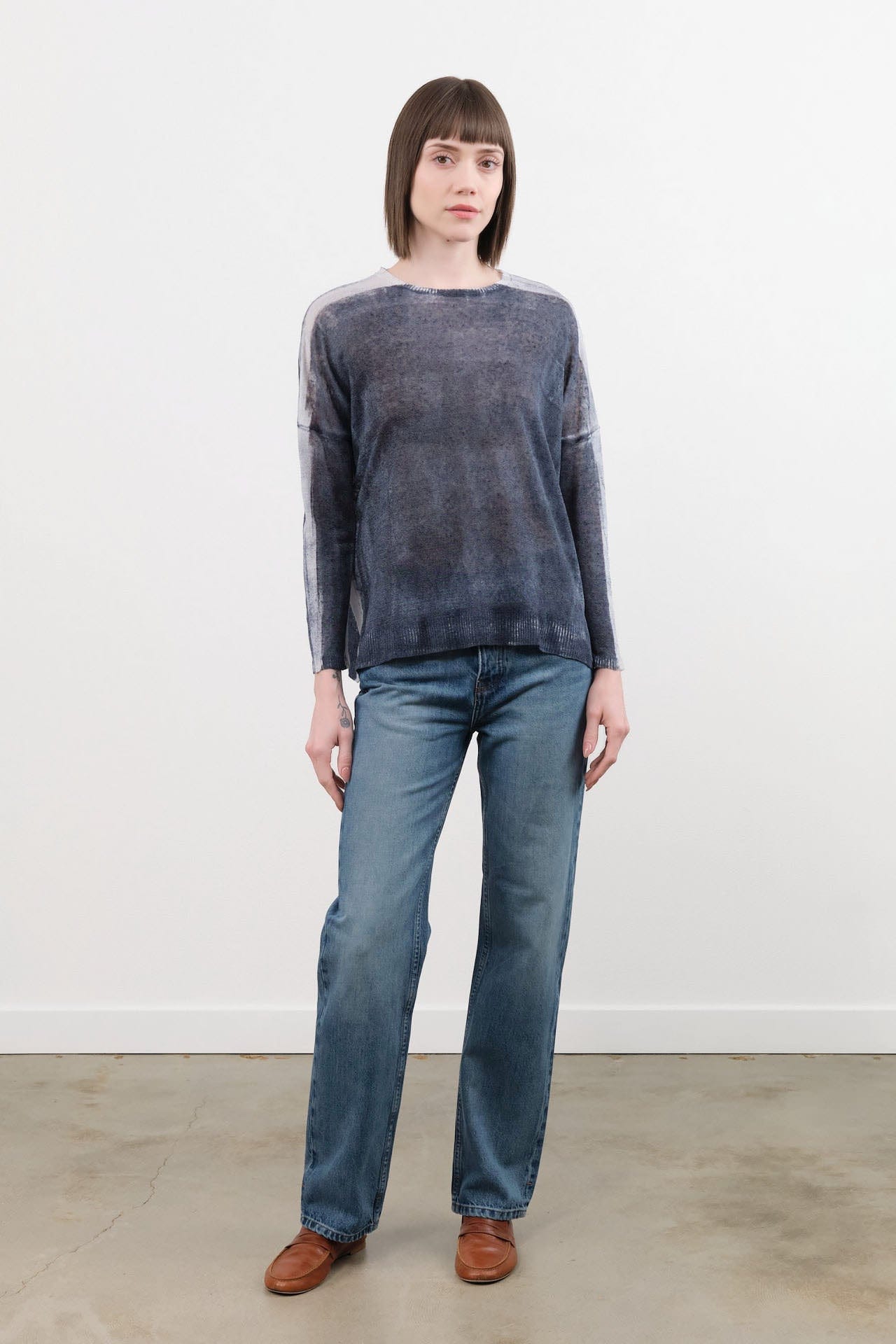 Dala Apparel Womens Denim Calla Mid Rise Ankle Jeans in Smoke Blue