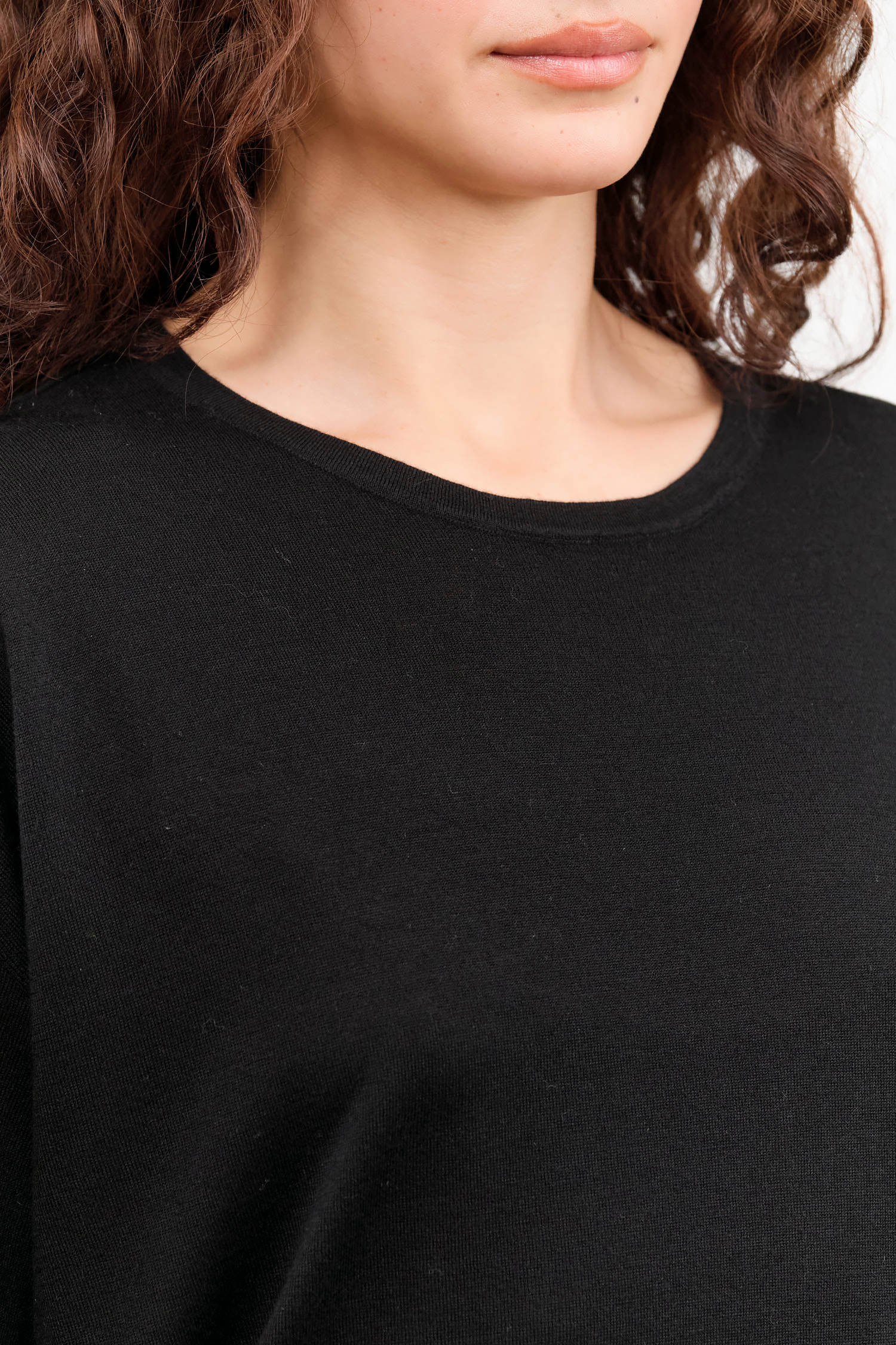 Black Hazel Superfine Cashmere Top by Demylee