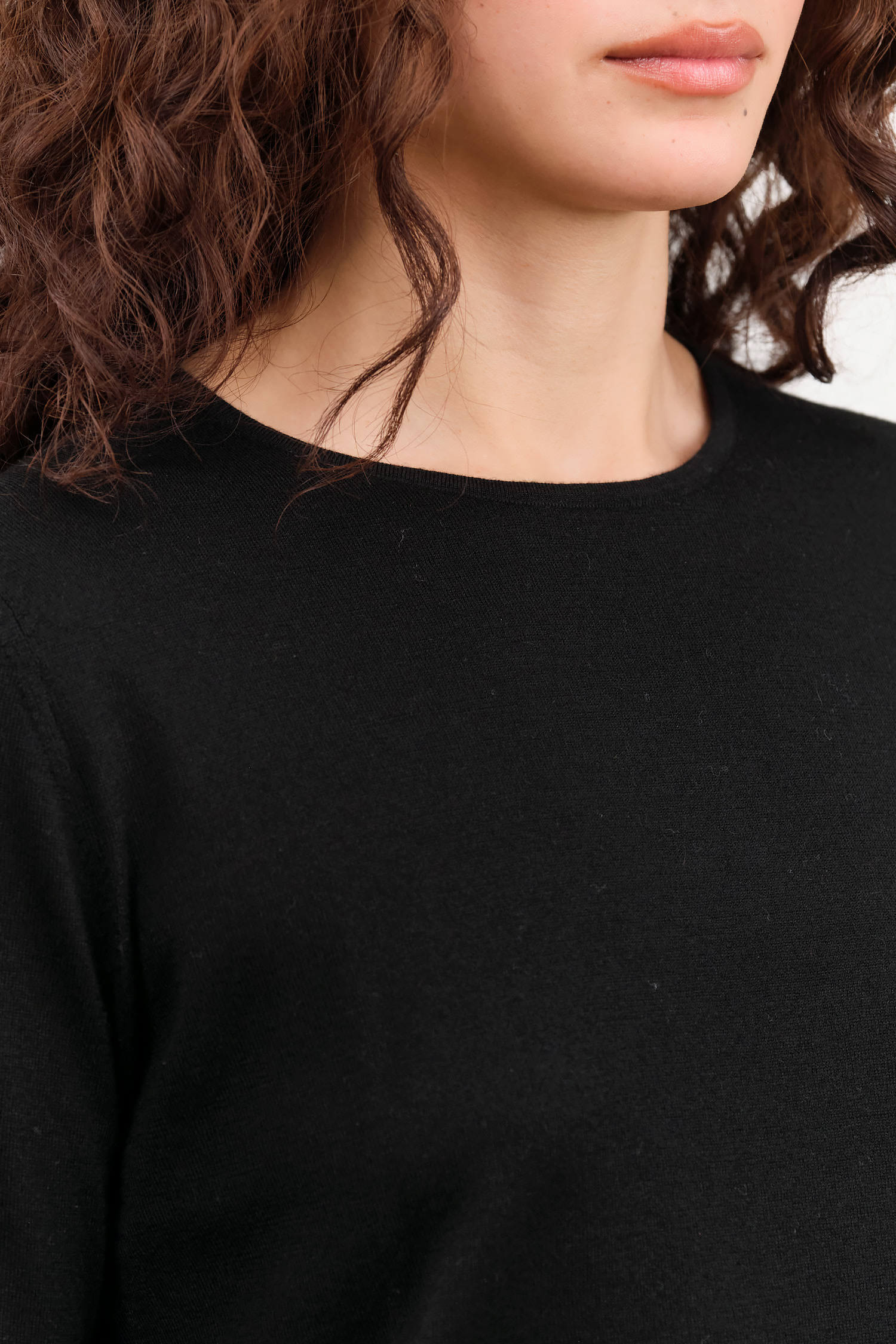 Black Maeve Superfine Cashmere Sweater by Demylee