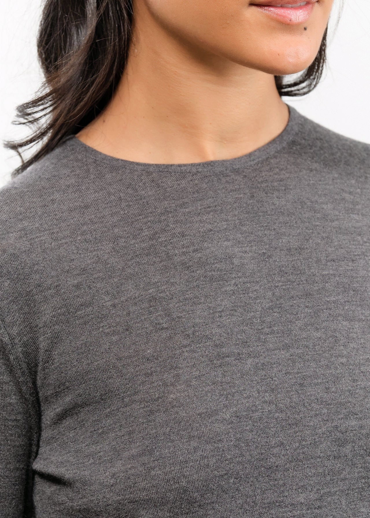 DEMYLEE Apparel Womens Sweaters Maeve Superfine Cashmere Sweater in Charcoal Heather