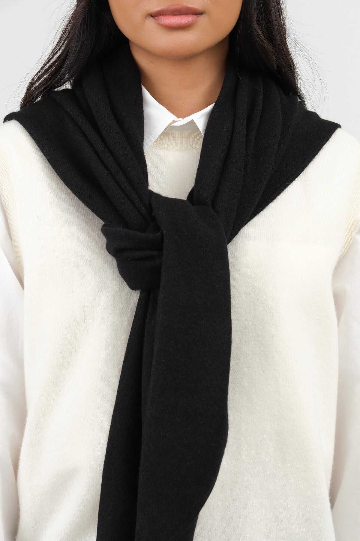 Demylee New York Designer Brand Cashmere Ruri Bandana Scarf in Black