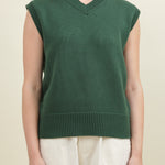 Front of Seraphine Vest in Jungle Green