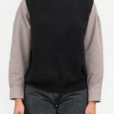 Yogi Vest by Demylee in Black