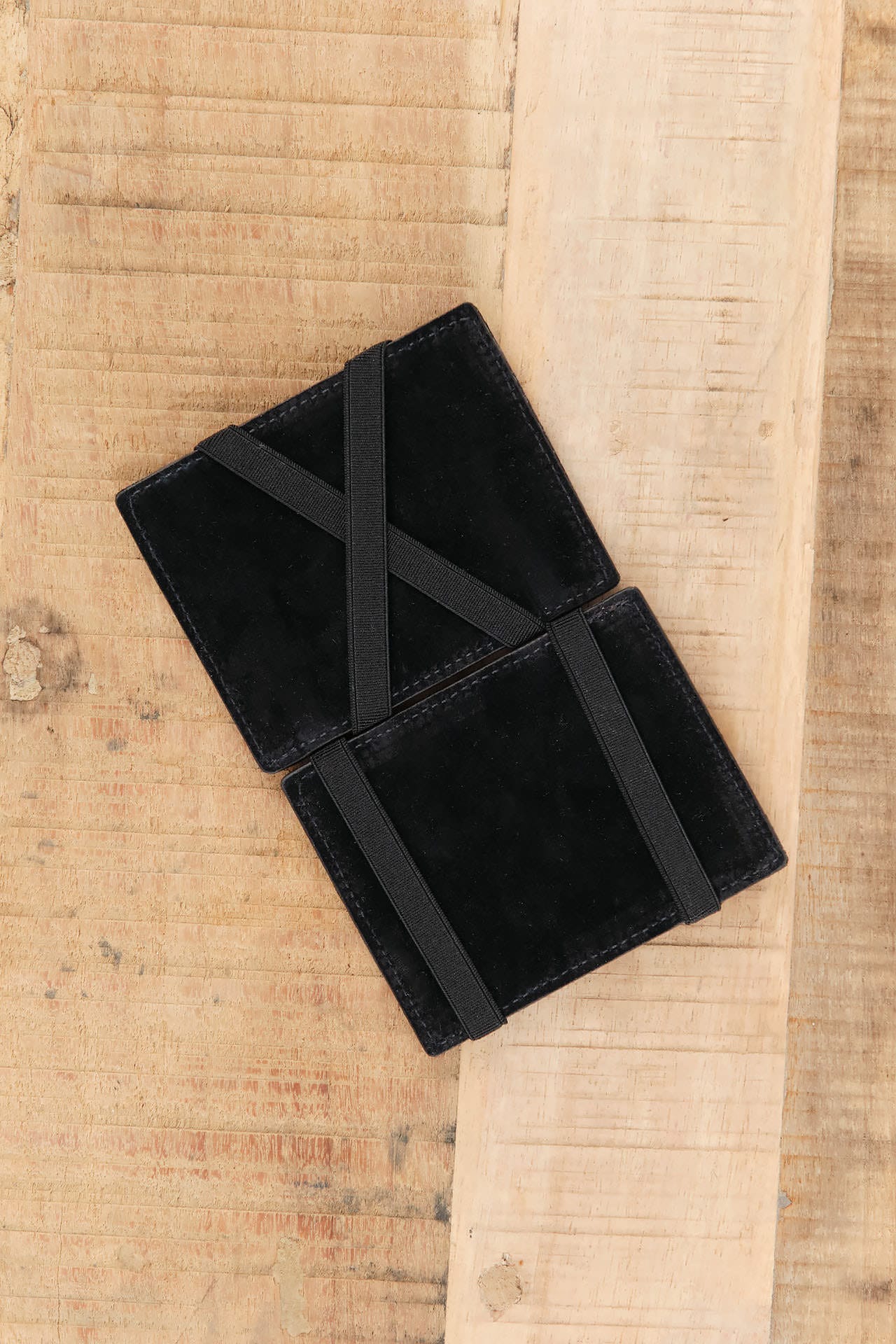Il Bisonte Accessories Wallets Duccio Card Case Caffe / 6" L X 3.5" W X .5" D