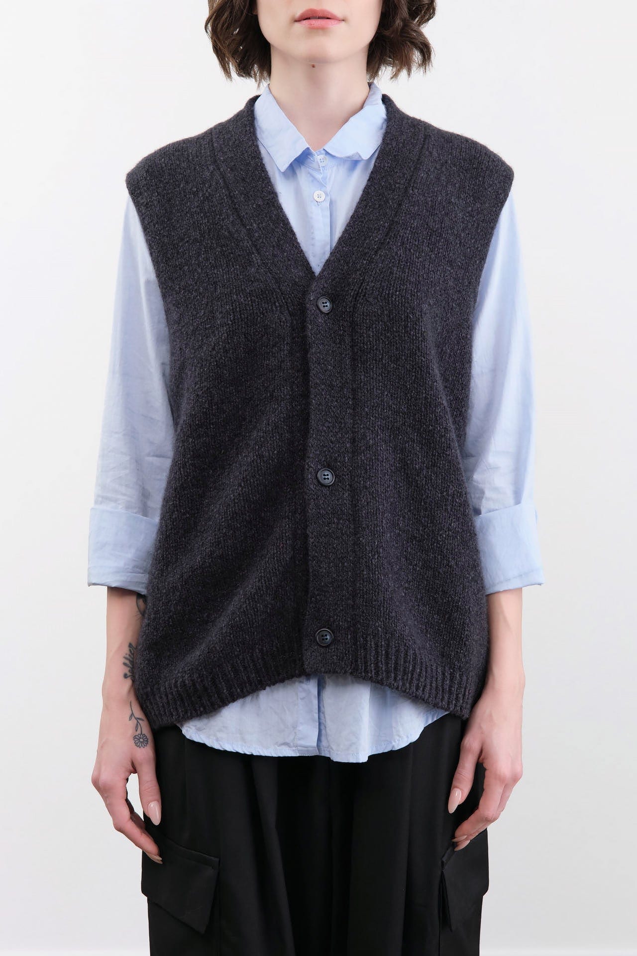 Evam Eva Apparel Womens Sweaters Cashmere Vest in North Sea