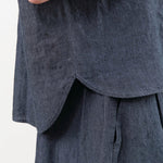 Evam Eva Apparel Womens Blouses Linen Tuck Pullover in Navy Navy / One Size
