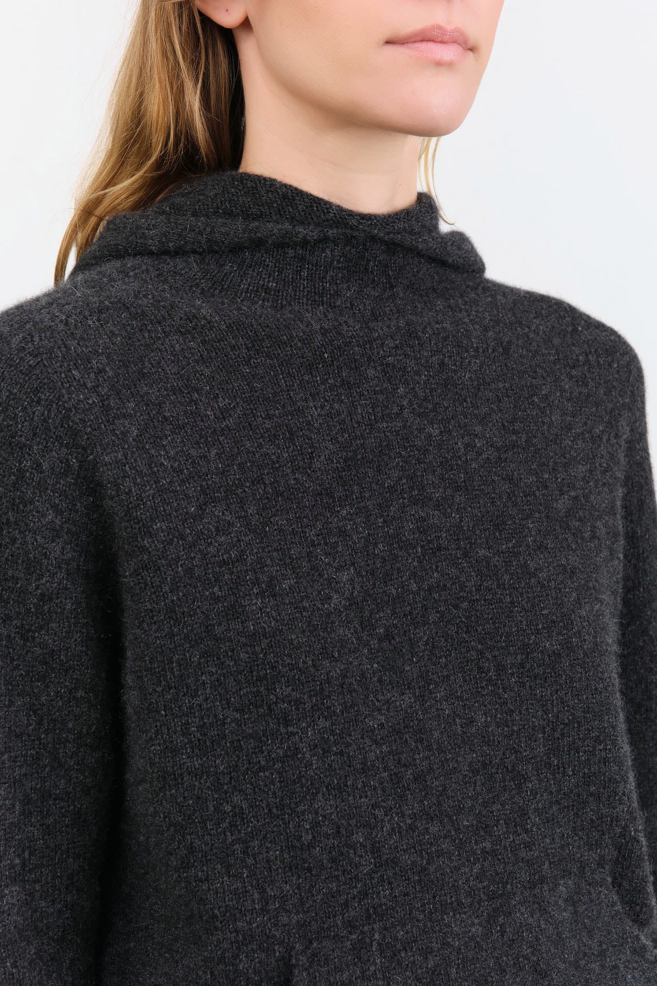 Evam Eva Apparel Womens Sweaters Seamless Cashmere Parka in Charcoal