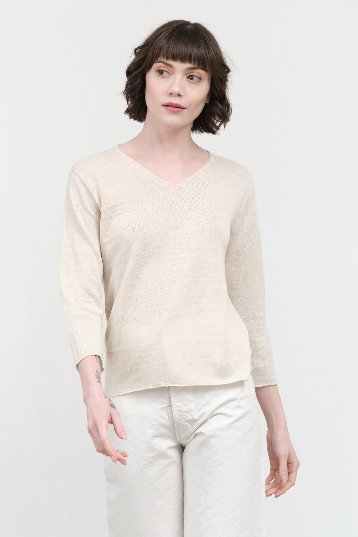 Styled Washable Linen V Neck Pullover in Ivory