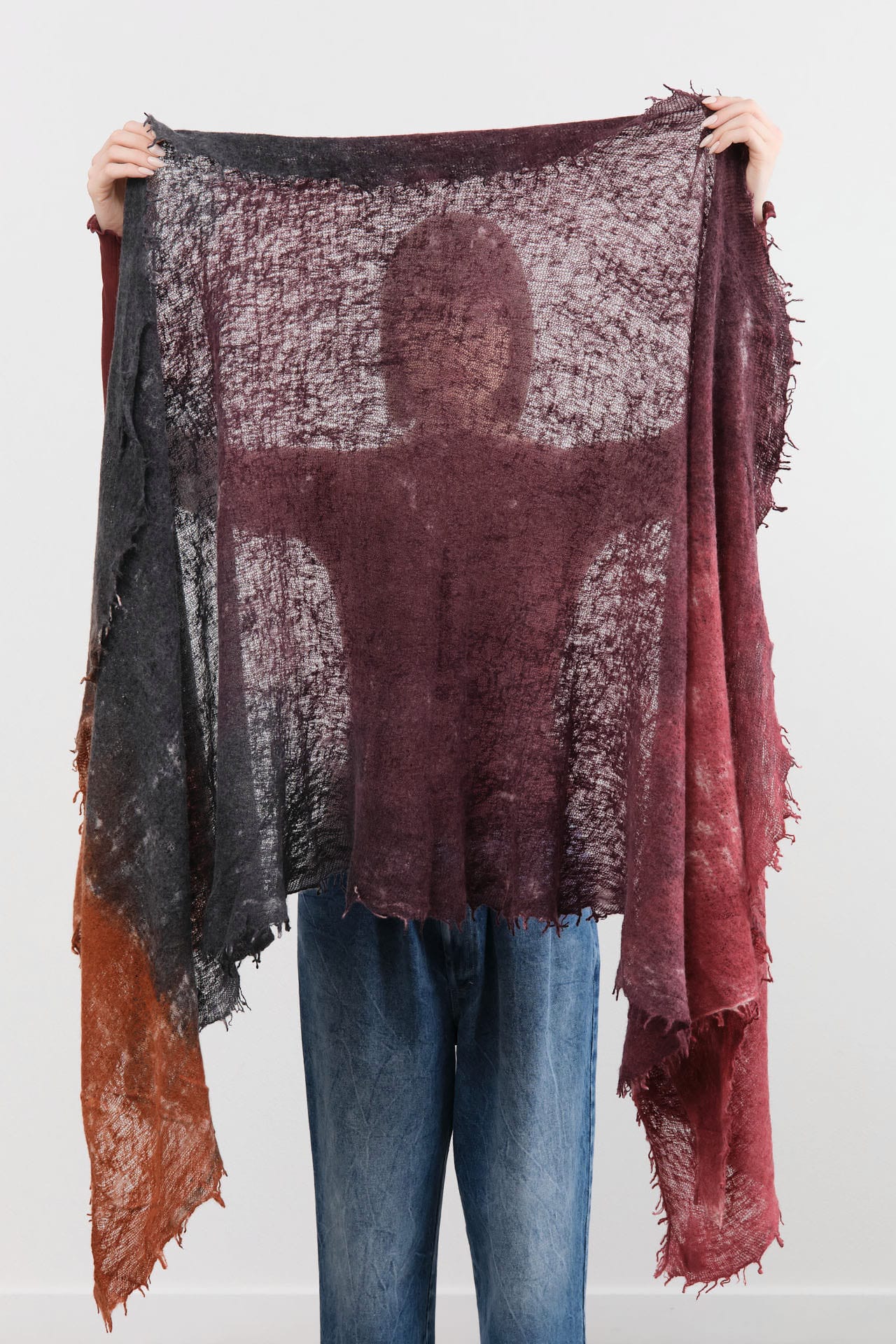 F Cashmere Accessories Scarves Felt Shawl in Reds Reds