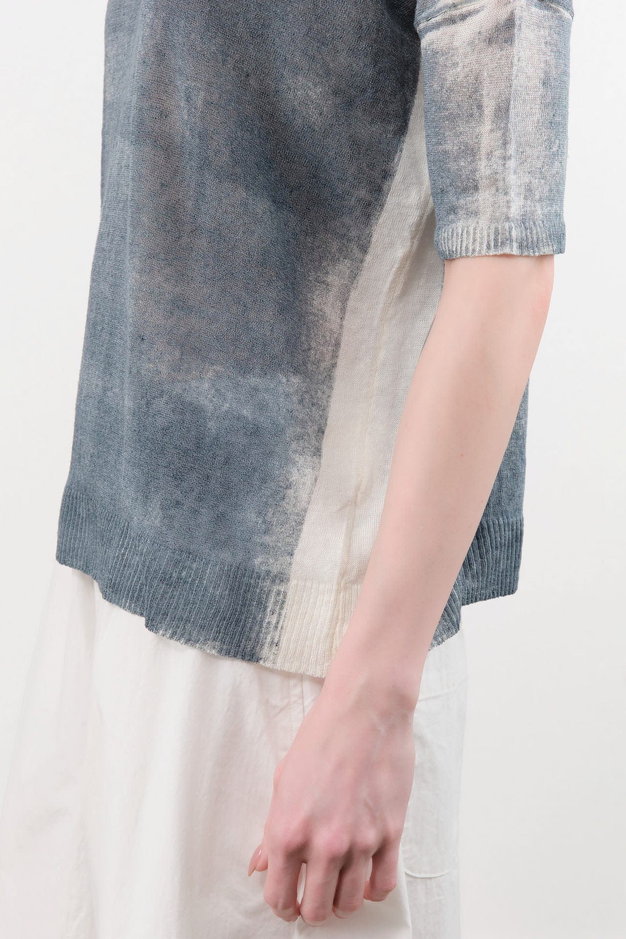 F Cashmere Apparel Womens Blouses Forbicine Linen T-Shirt in Blue