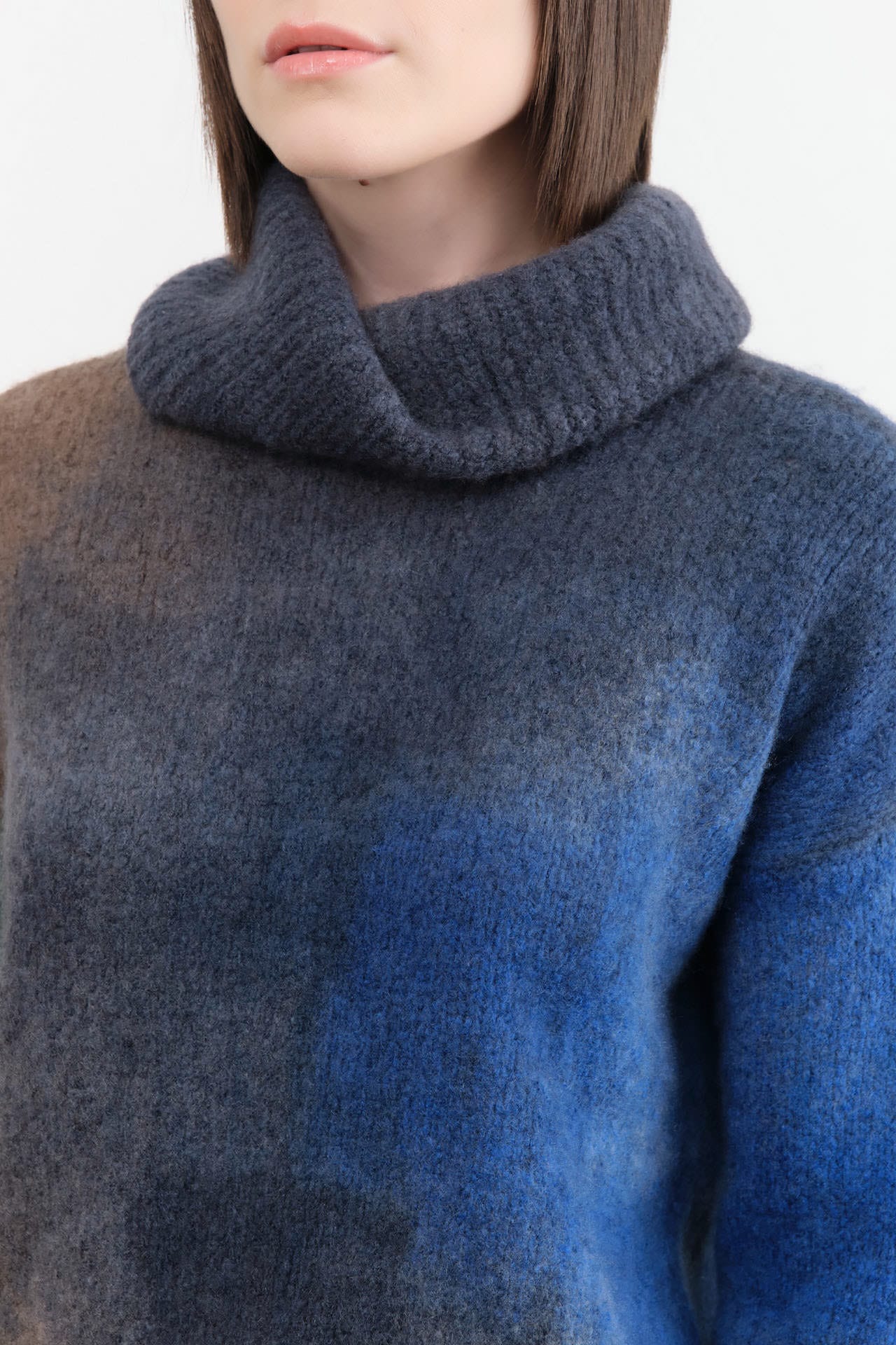 F Cashmere Apparel Womens Sweaters Luna Turtleneck Sweater in Blues