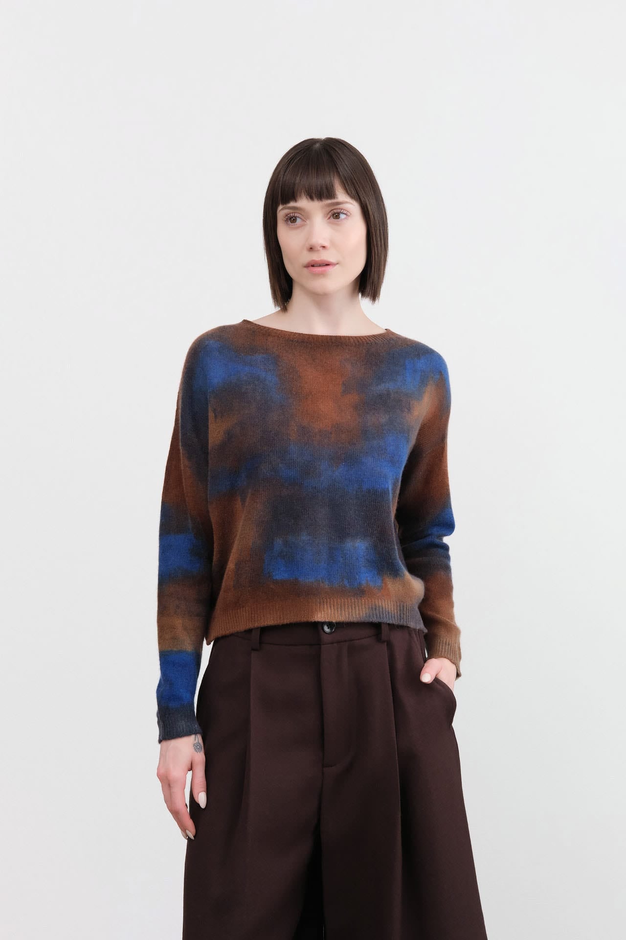 F Cashmere Apparel Womens Sweaters Poppy Short Crew Sweater