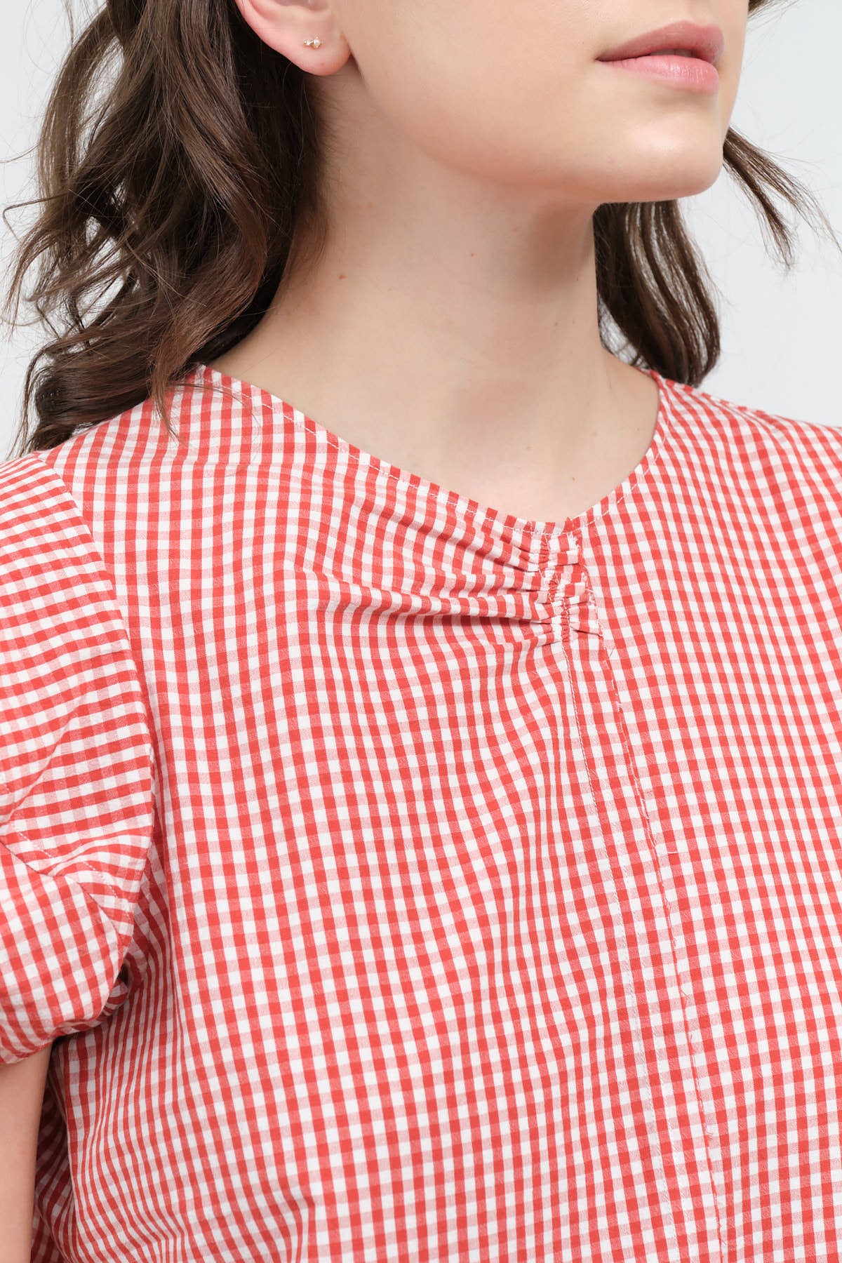 Collar view of Calita Blouse in Red Gingham