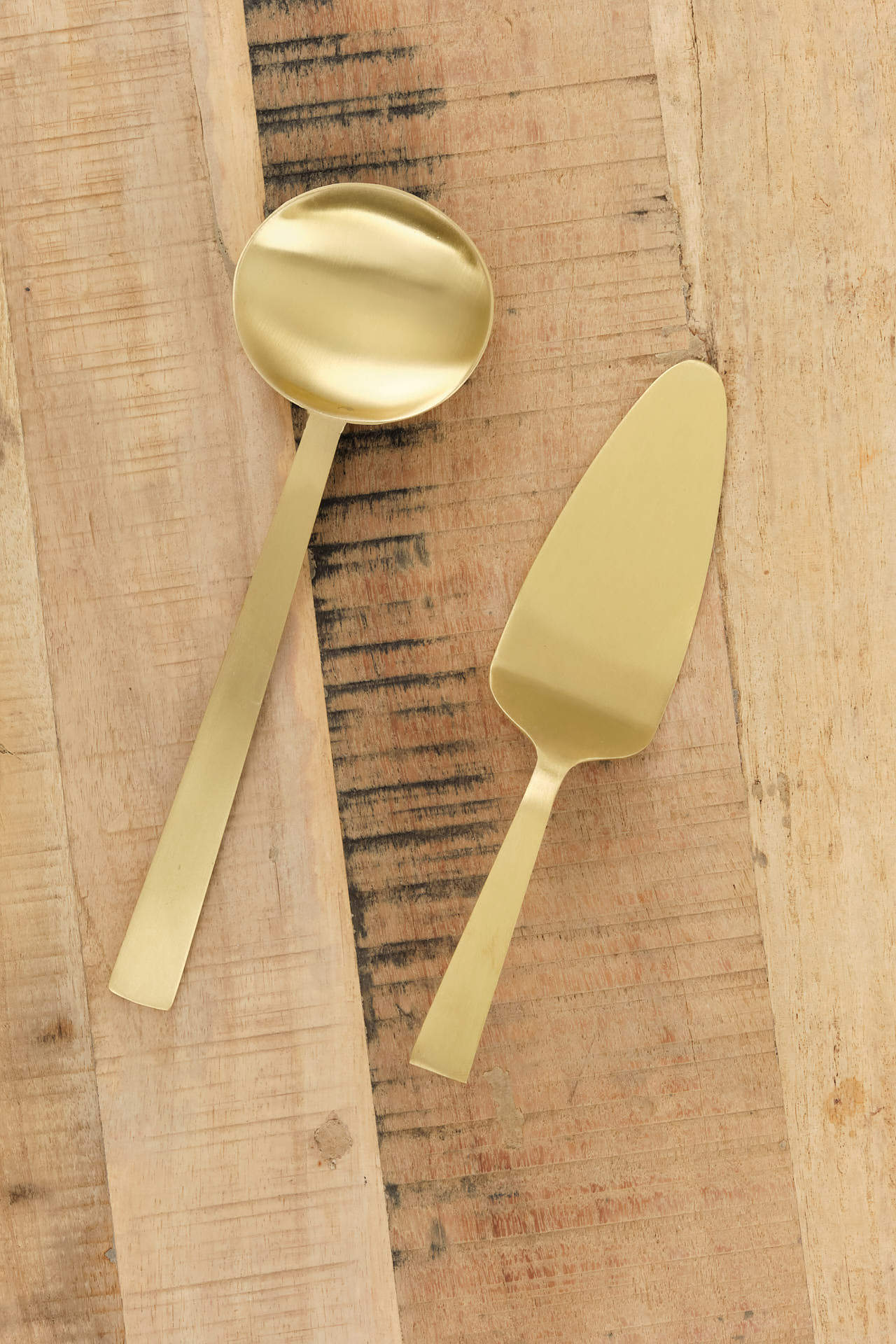 Fog Linen Work Home Kitchen Utensils Brass Cake Server Brass / 8.25" L