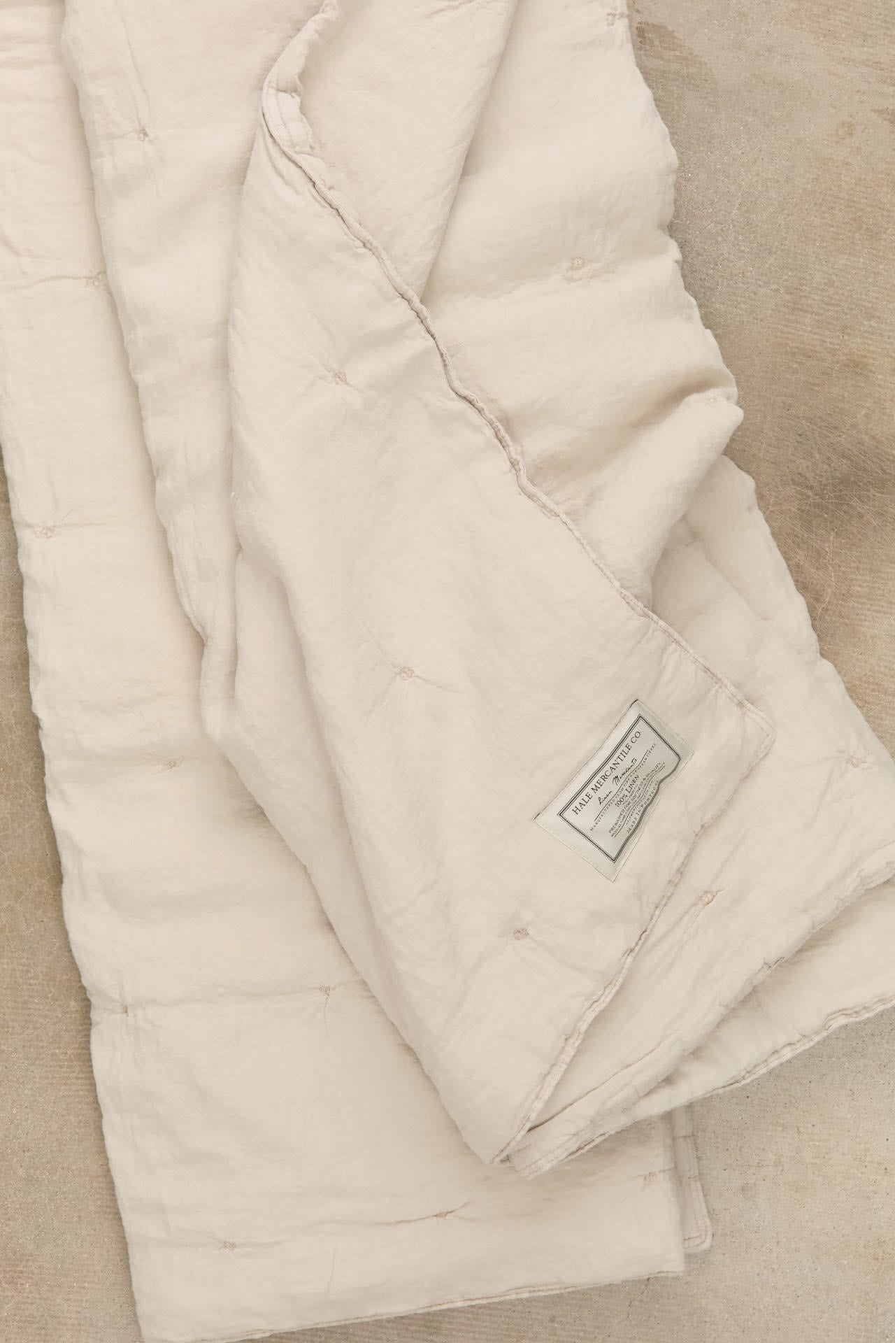 Hale Mercantile Home Bedding Basix Linen Coverlet Sable / 98" L X 102" W