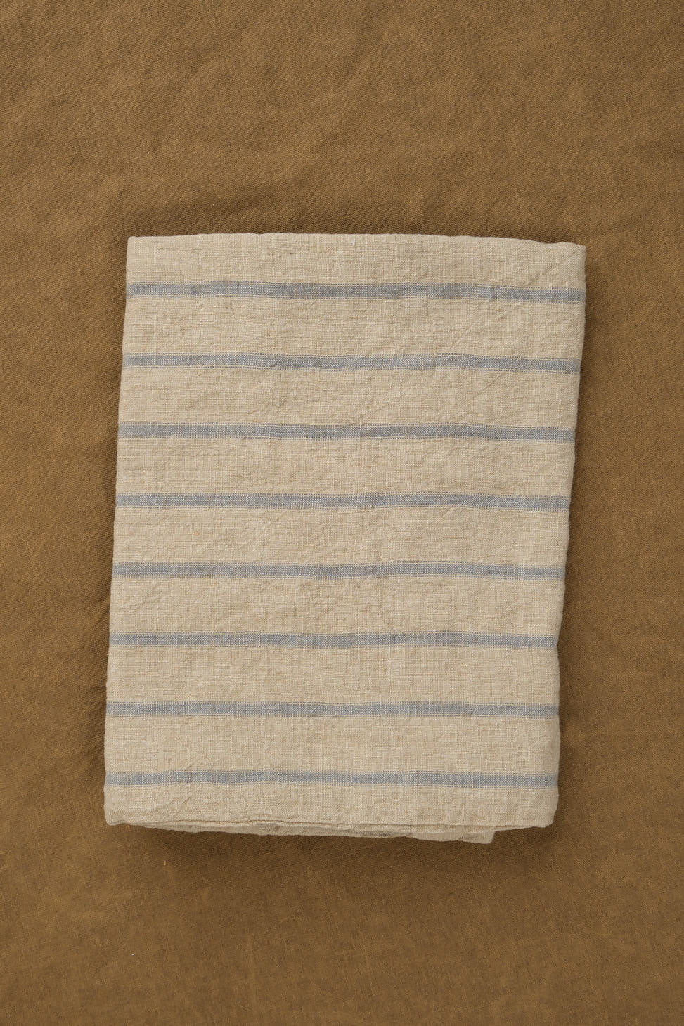 Standard Basix Stripe Pillowcase carmel/tempest
