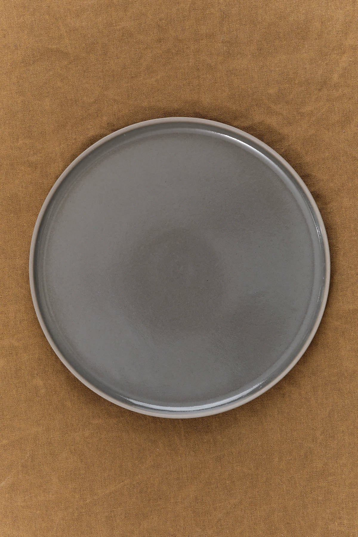 Top view of 10" Glazed Plate