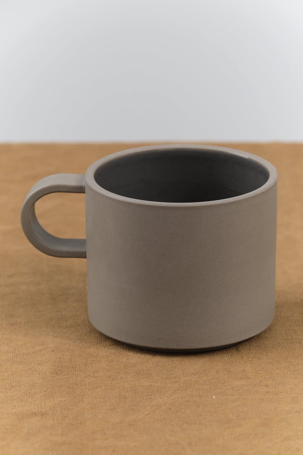 Front view of 11 oz Glazed Mug in Black