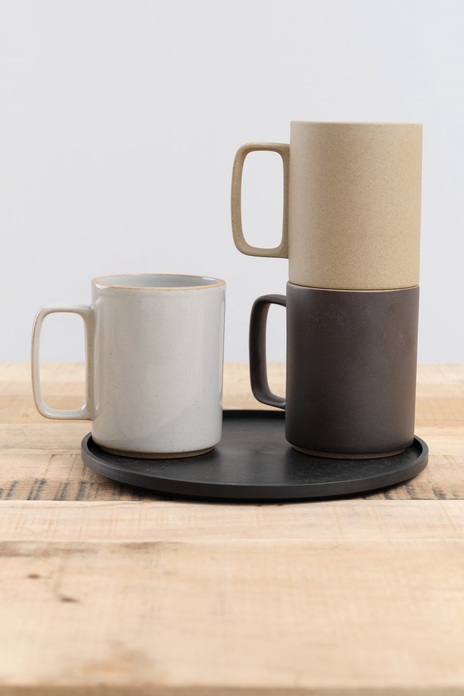 Hasami Porcelain 15 oz Mug in Gloss Gray Natural and Black