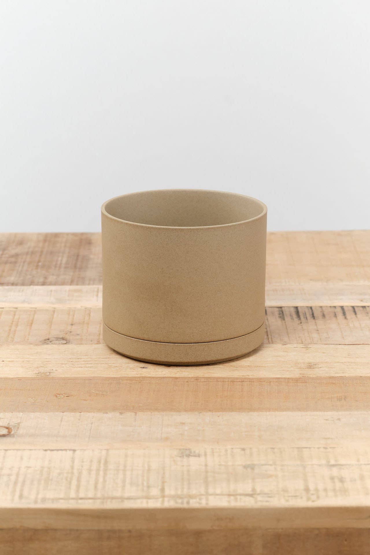 Hasami Porcelain Home Planters Large Planter Natural / 5" Dia X 4" H