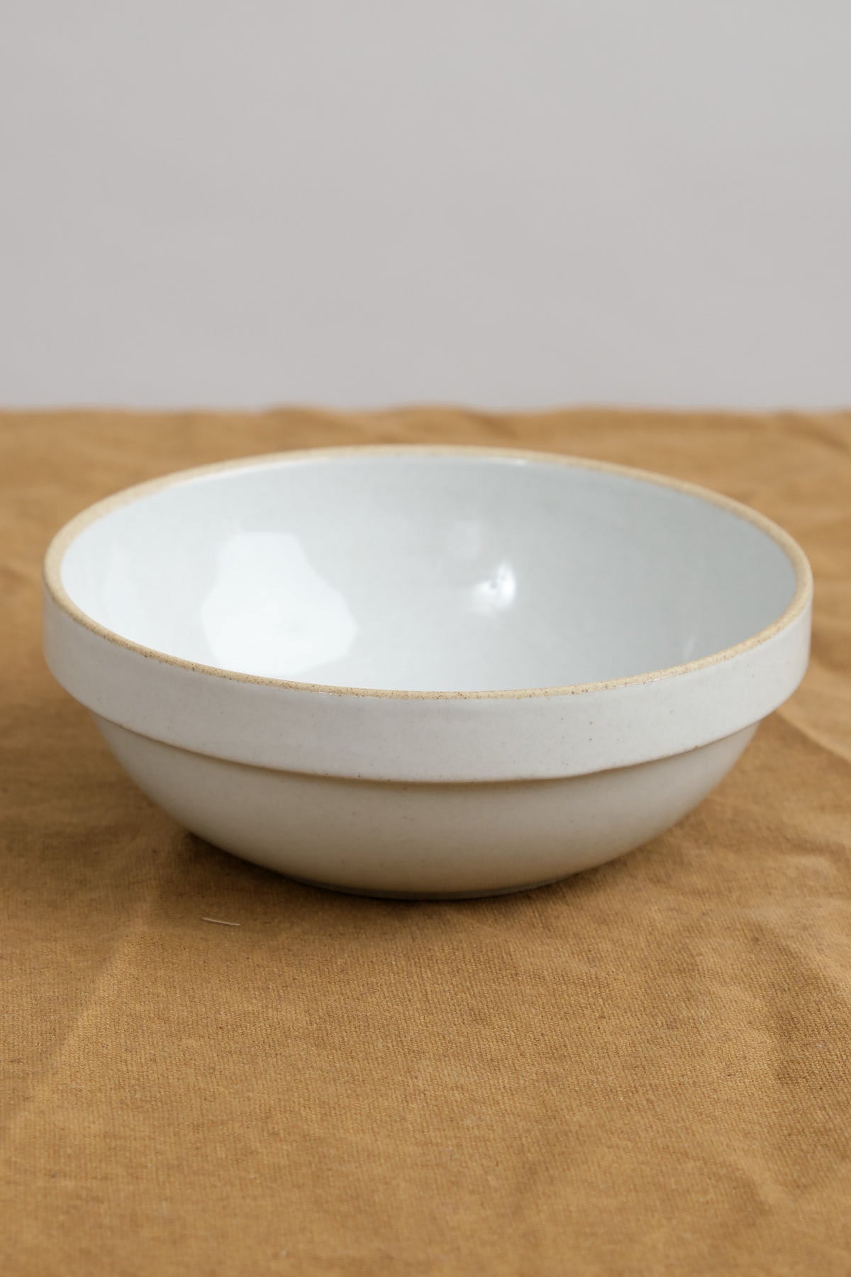 Hasami Porcelain Small Shallow Bowl in Gloss Gray 