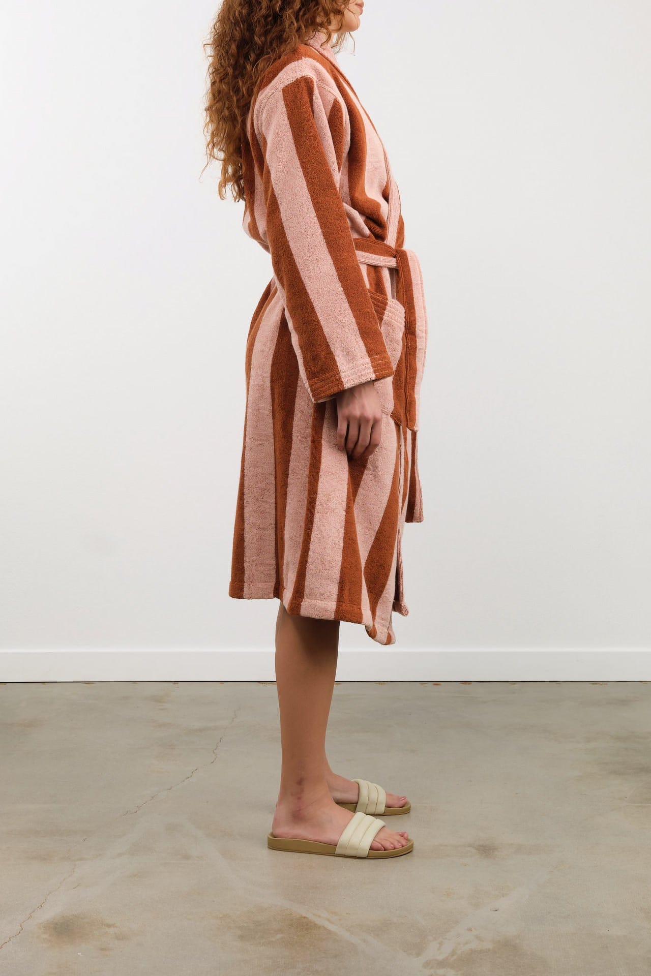 Hawkins New York Apparel Womens Lounge Simple Striped Terry Bathrobe in Blush/Terracotta