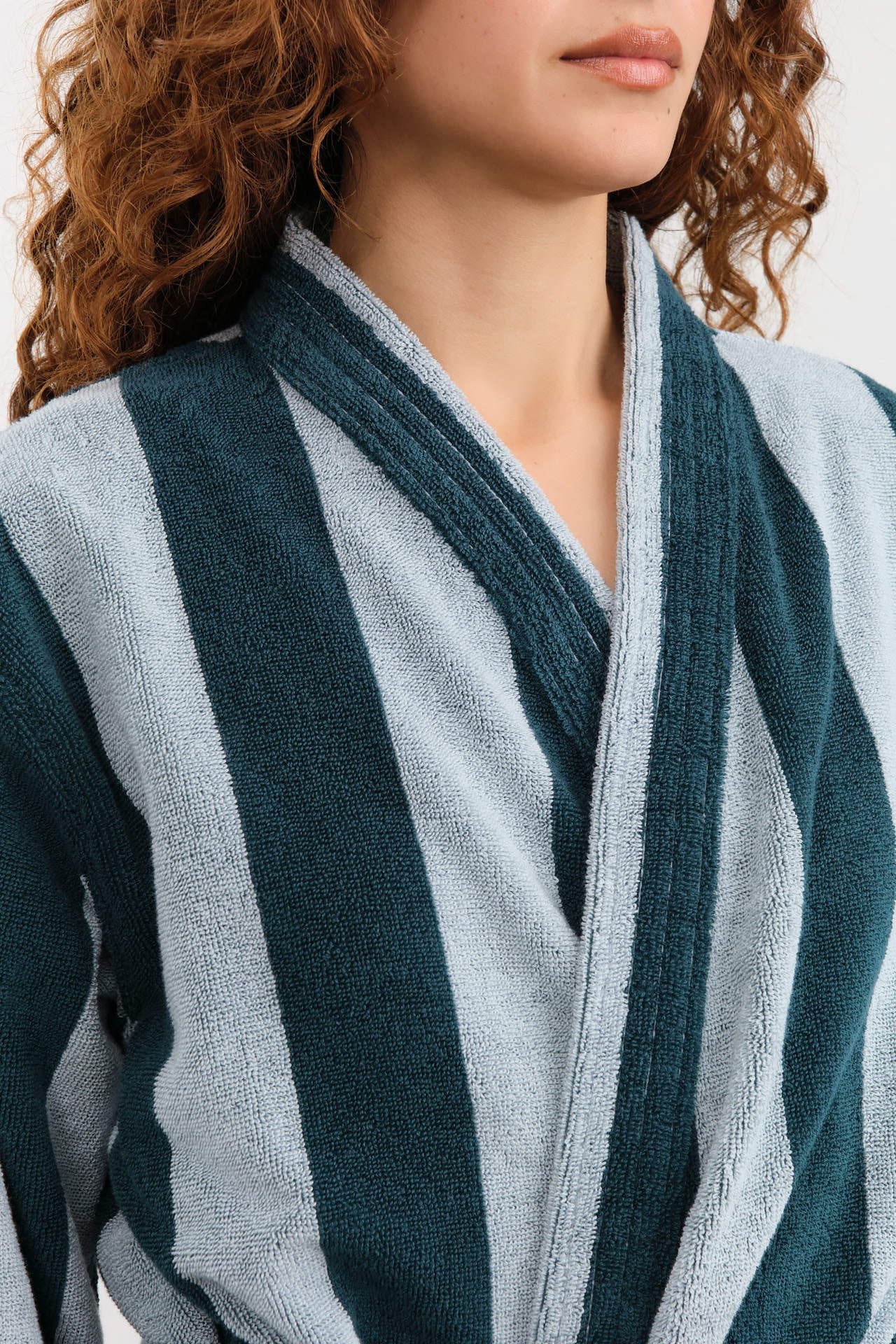 Hawkins New York Apparel Womens Lounge Simple Striped Terry Bathrobe in Sky/Peacock