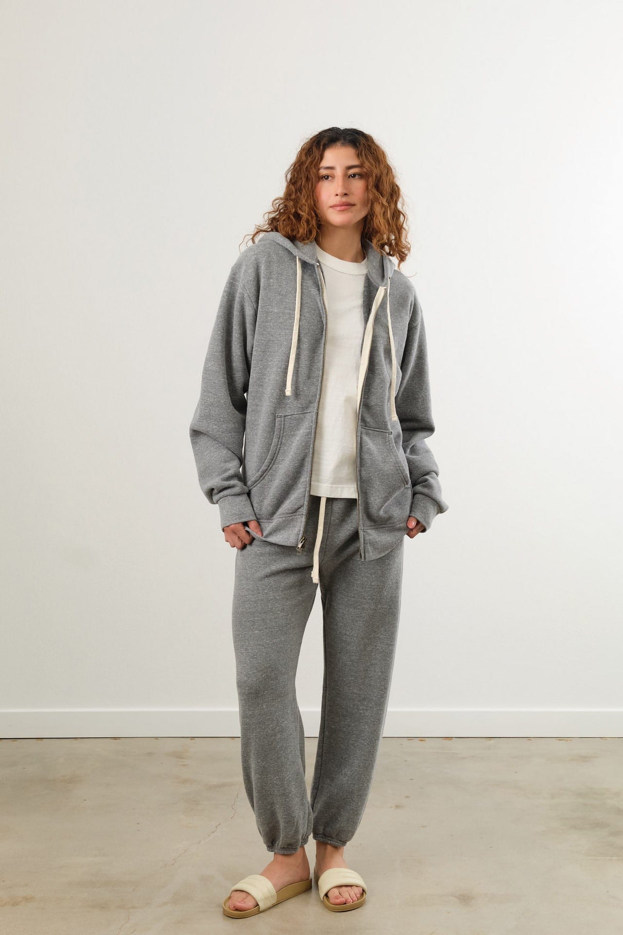 Hey Gang Apparel Womens Lounge The Sweatpants in PE Grey