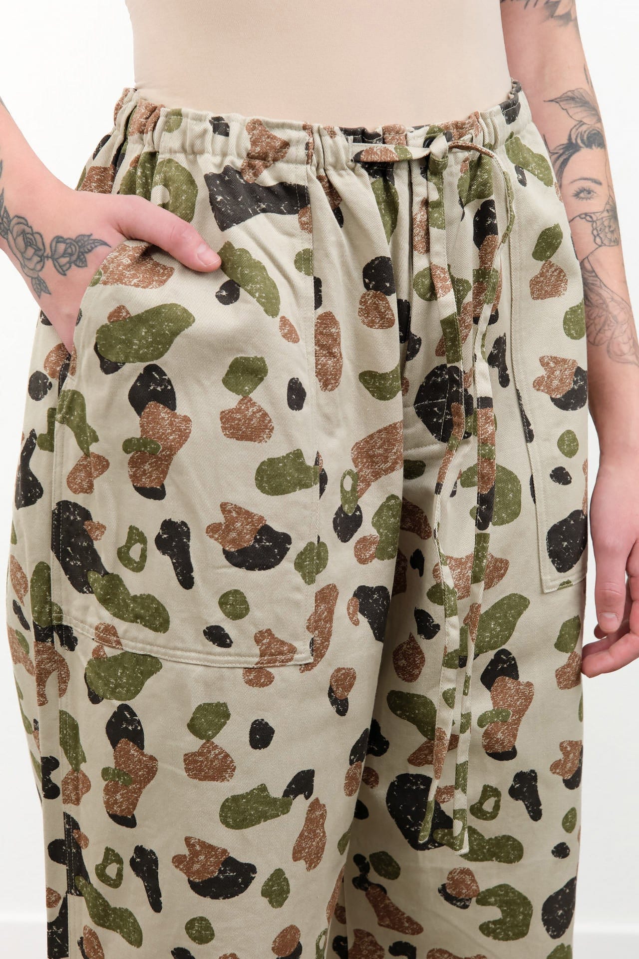 Ichi Antiquities Apparel Womens Pants Camo Pants Beige Camo / One Size