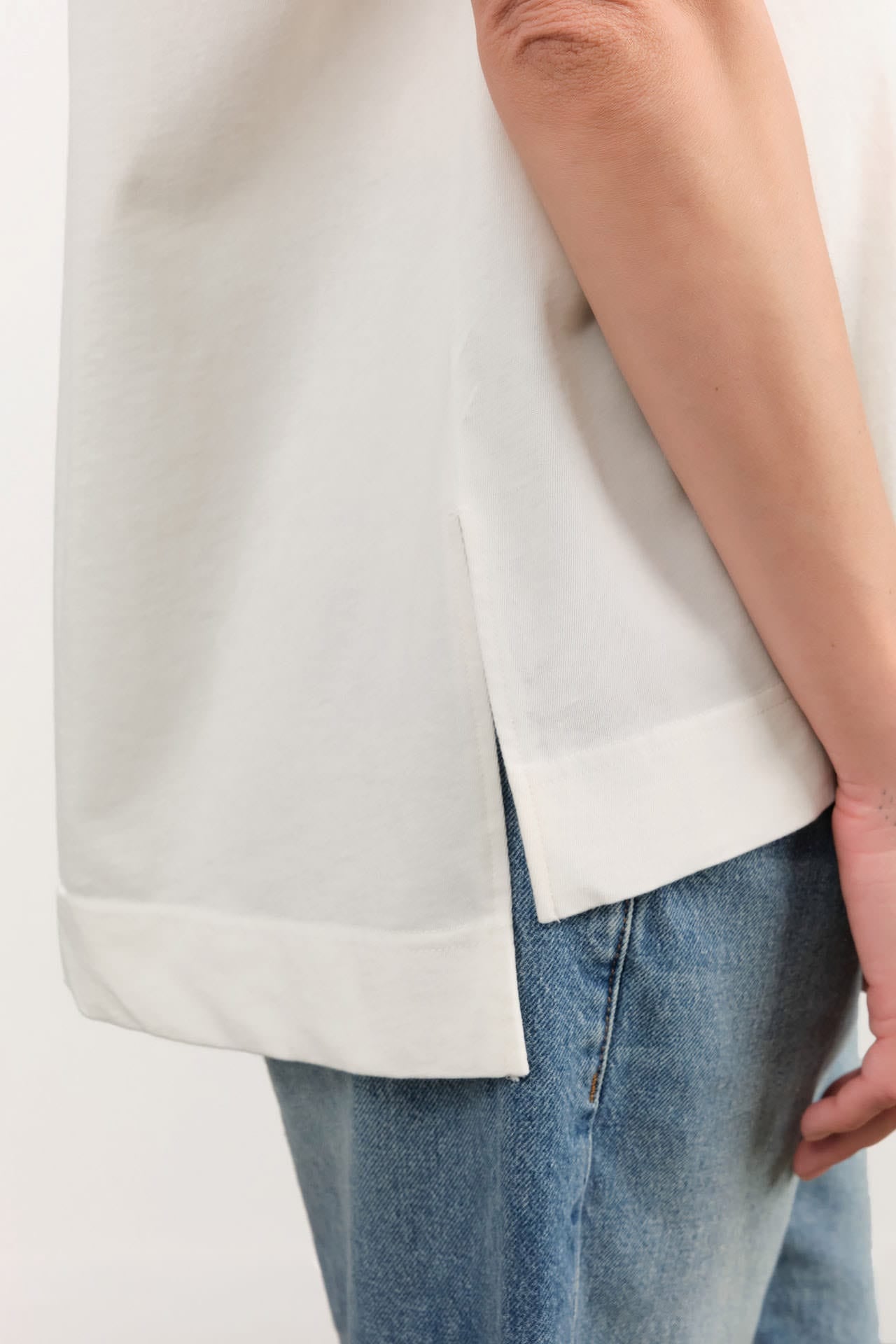 Ichi Antiquities Apparel Womens Blouses Side Split Sleeveless Pullover White / One Size
