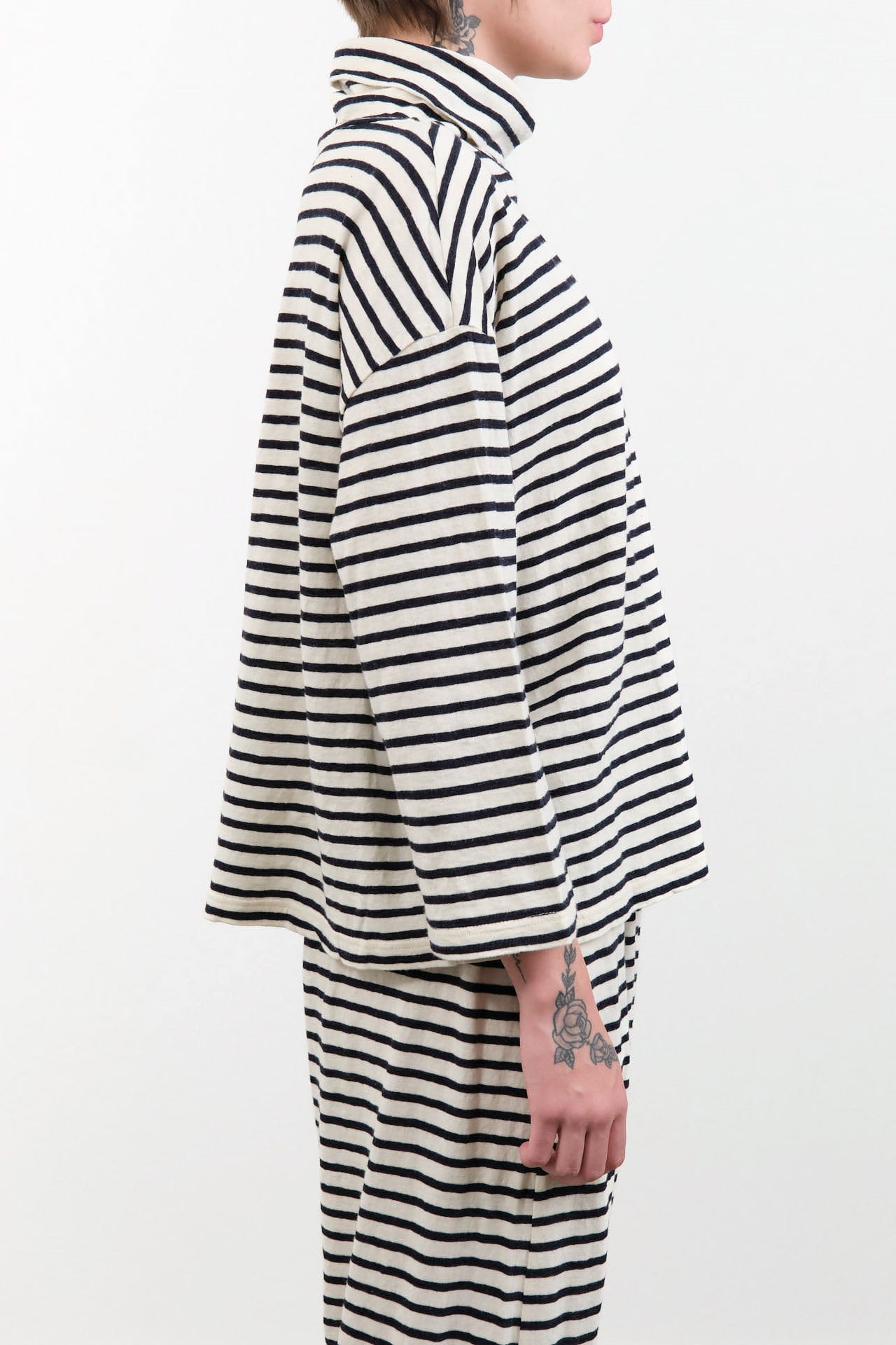 Ichi Antiquities Apparel Womens Lounge Stripe Knit Turtle Neck Navy / One Size