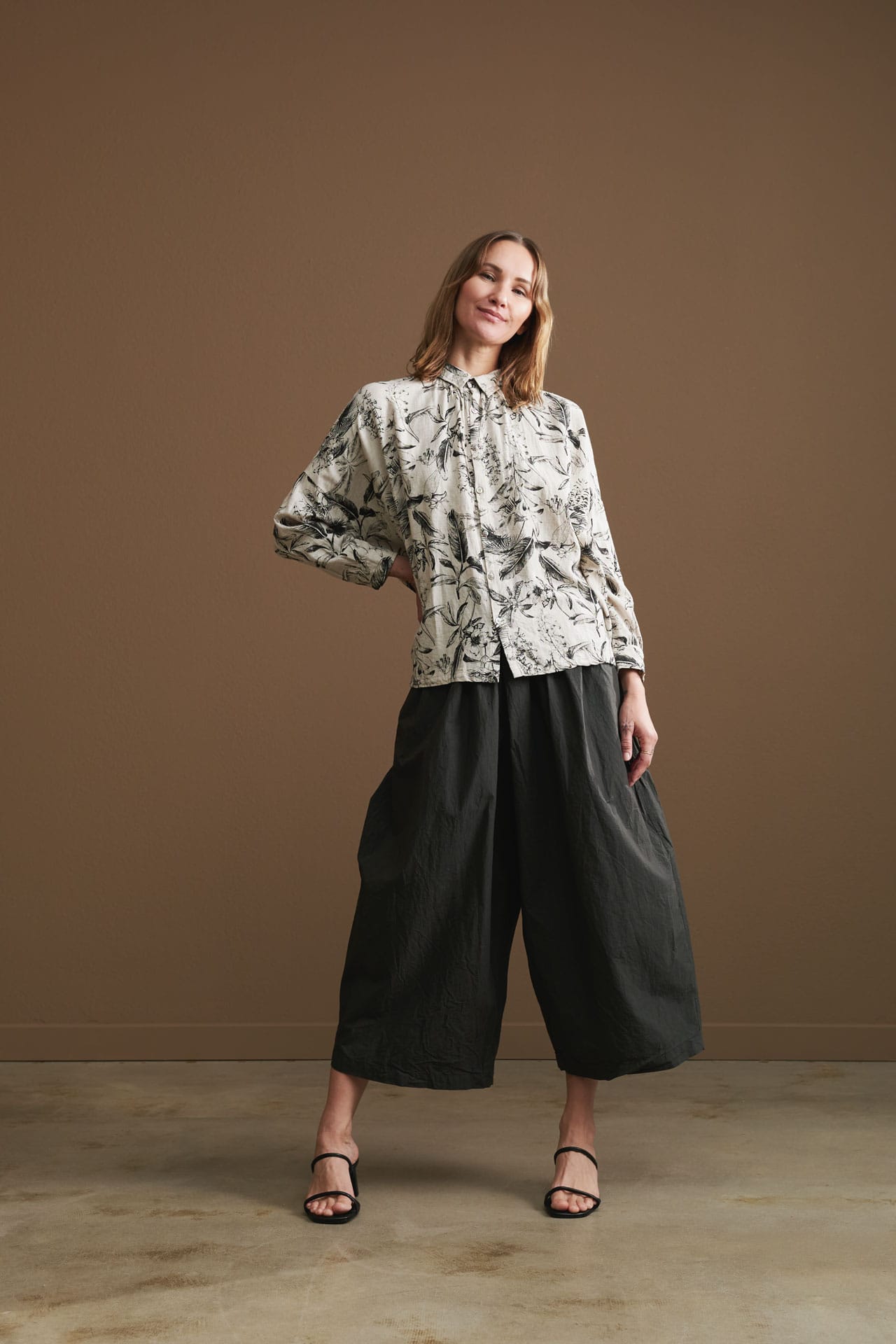 Women wearing new Ichi Anquities for summer. 