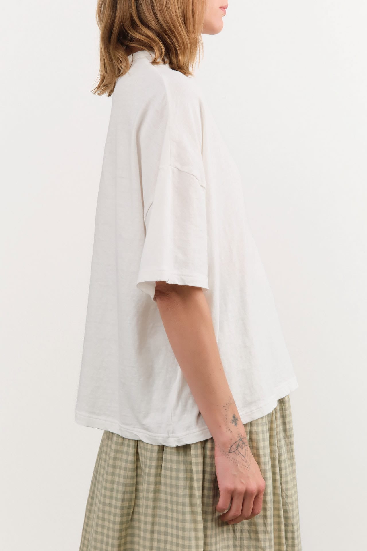 Ichi Antiquities Apparel Womens Tees Wide Knit T-Shirt in White White / One Size