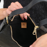 Belcanto Shoulder Bag in Nero