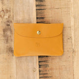 Il Bisonte Accessories Wallets Classic Envelope Case in Giallo Narciso Giallo Narciso
