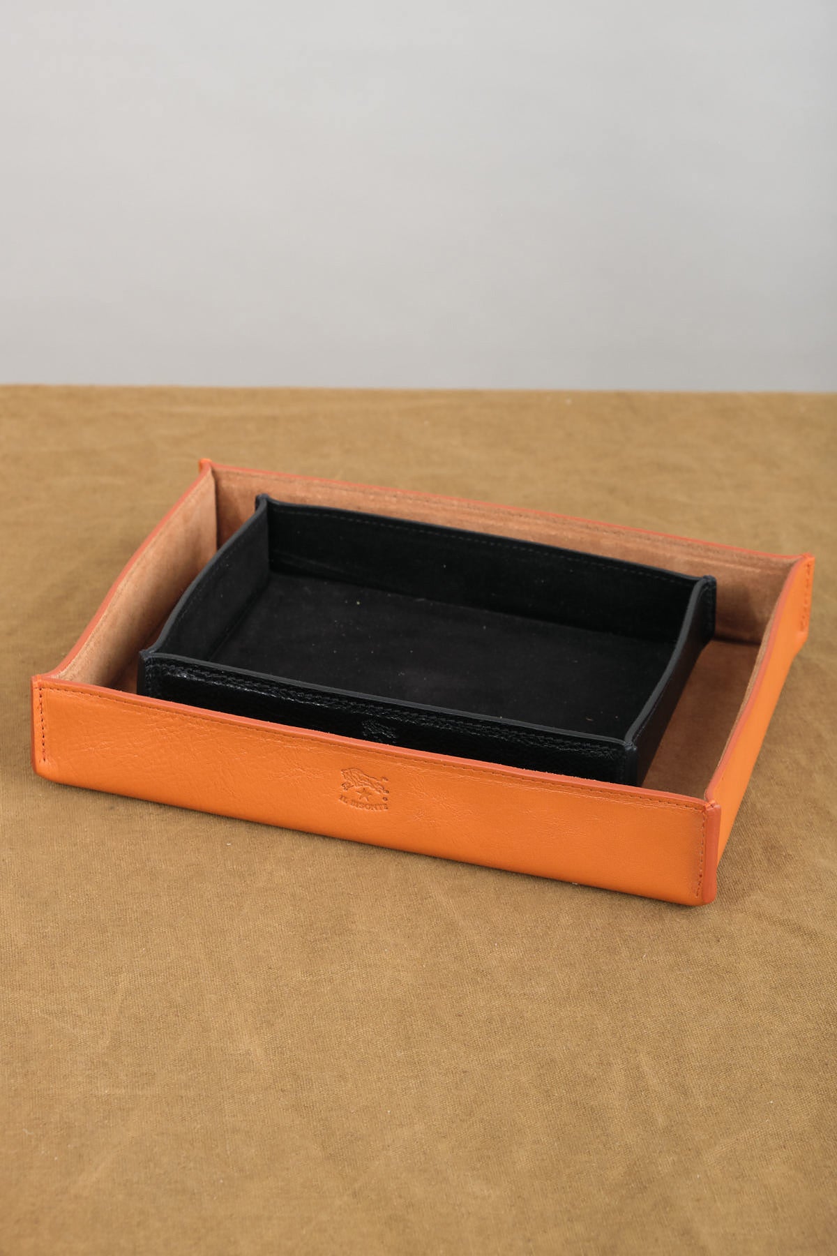 Black Nero Leather Cowhide Tray