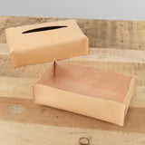 Il Bisonte Home Bath Accessories Kleenex Tissue Dispenser in Naturale Naturale / 9.75" L X 5.5" W X 3" D