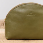 Il Bisonte Accessories Bags Large Bigallo Beauty Case in Verde Rugiada Verde Rugiada / 8" L X 6.25" H X 2.75" D