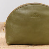 Il Bisonte Accessories Bags Large Bigallo Beauty Case in Verde Rugiada Verde Rugiada / 8" L X 6.25" H X 2.75" D