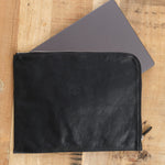 Il Bisonte Accessories Bags Leather Portfolio in Nero Nero / 13" L X 9.75" W X .5" D