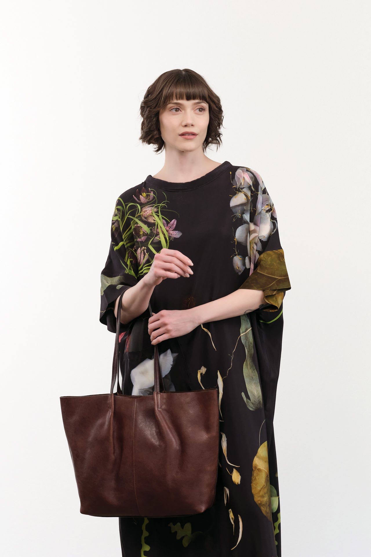 Il Bisonte Accessories Bags Nina Tote Bag Caffe / 17.75" L X 12.5" H X 7" D