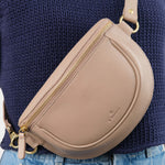 Il Bisonte Accessories Bags Oliveta Belt Bag in Beige Vasari Beige Vasari / 11" L X 6" W X 0.5" D